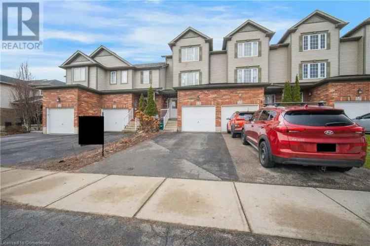 3 Bed 3 Bath Freehold Townhome in Kitchener