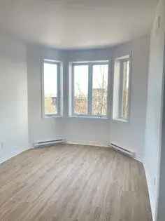 5 1/2 Apartment in Montreal's Notre Dame de Grace
