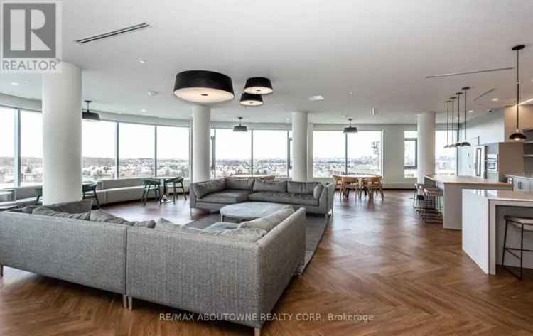 Rare 2 1 Condo in The Arc at Erin Mills with CN Tower View