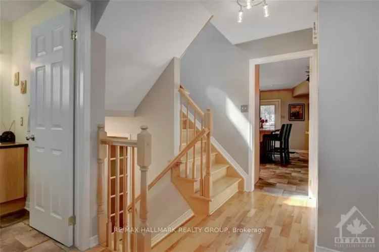 House For Sale in Ottawa, Ontario