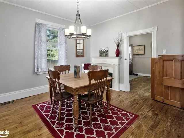 House For Sale in Mississauga, Ontario