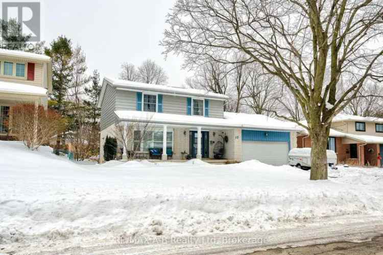 5 Bedroom 4 Bathroom Home in Waterloo with In-Law Suite