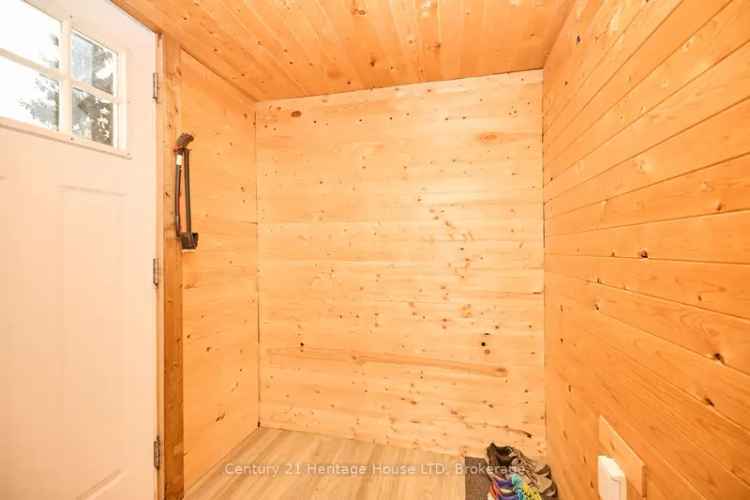 Move In Ready Buy Home with Garden Shed Near Welland Canal