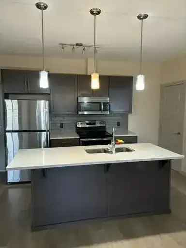 Rent apartment in Edmonton with convenient features and amenities