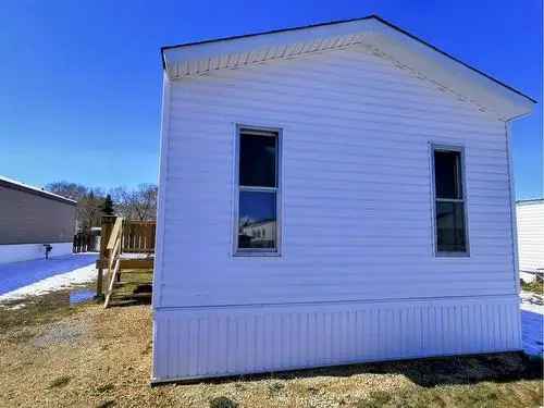 Renovated 3-Bedroom Home in Red Deer Normandeau
