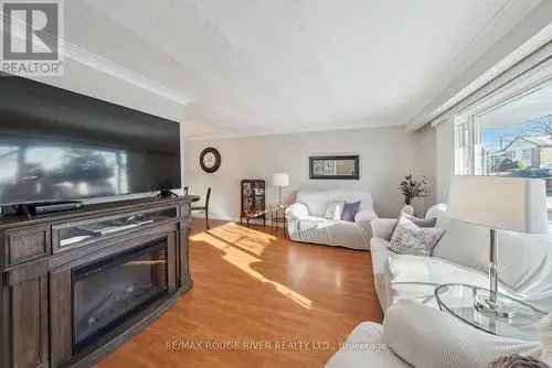 House For Sale In Bendale, Toronto (Bendale), Ontario