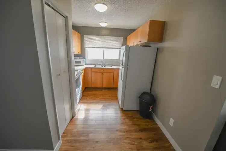 Rent Fully Furnished Side-Duplex in Grande Prairie for Families or Crews