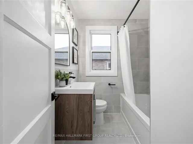 House For Sale in Cobourg, Ontario