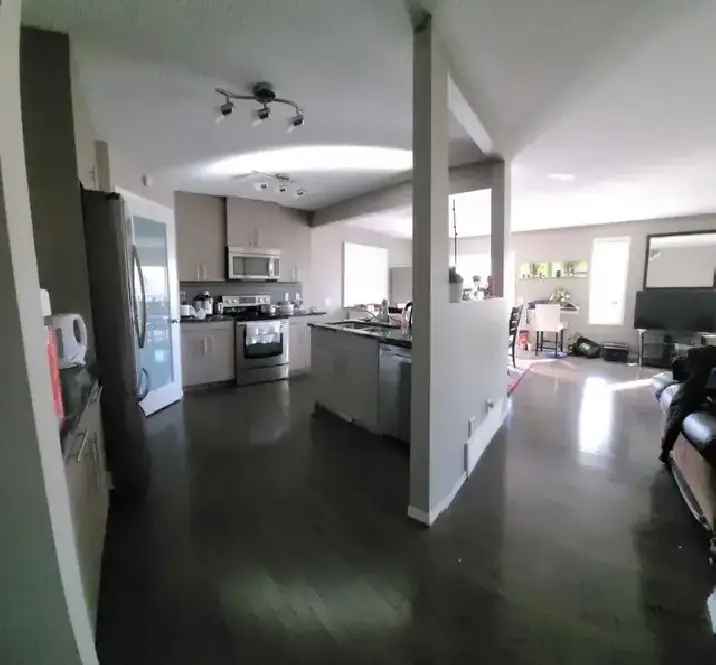 Room for Rent is Available in Spruce Grove/Stony Plain, AB