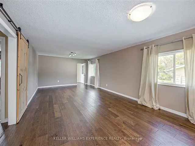 House For Sale in Georgina, Ontario