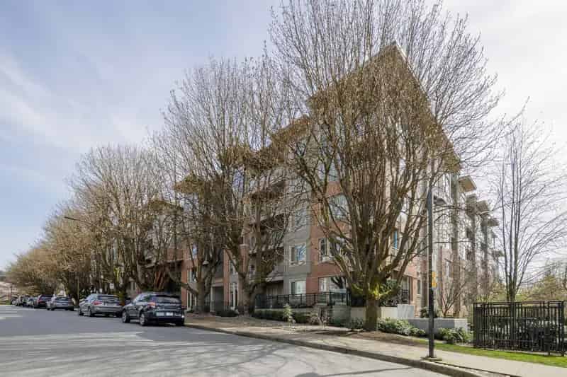 Central Lonsdale Condo for Sale: 2-Bedroom Anderson Walk by Polygon