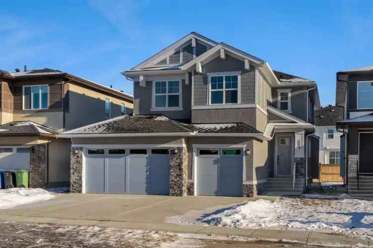 Kinniburgh New Home 4 1 Bedrooms 3 5 Baths Triple Garage