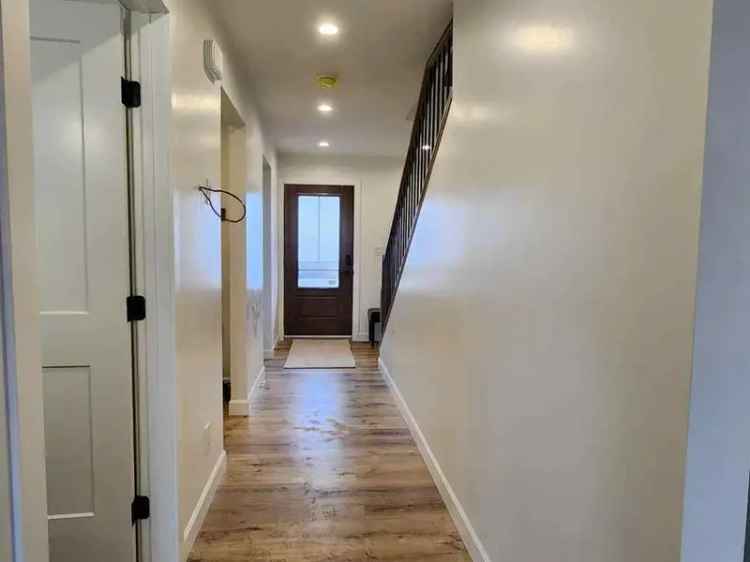 Duplex For Rent in Town of Slave Lake, Alberta