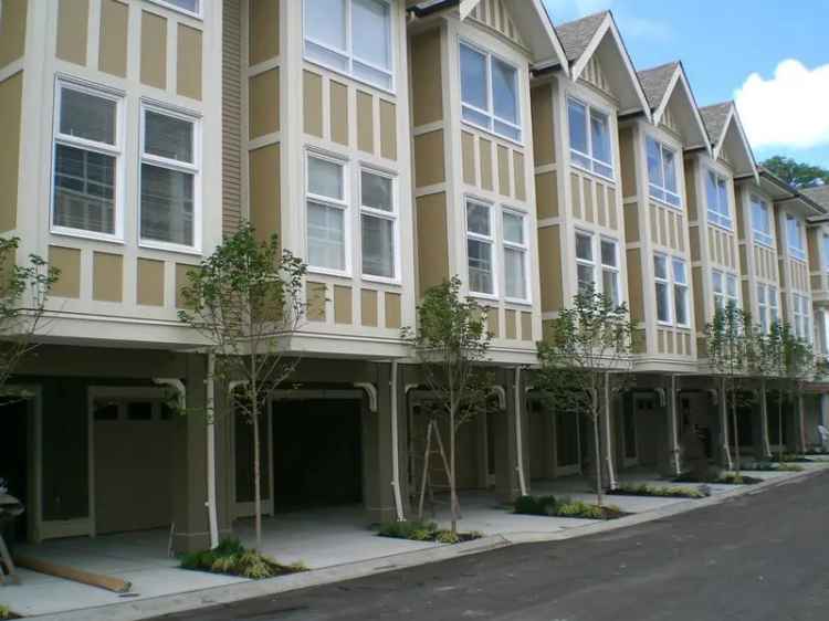 Townhouse For Sale in Richmond, British Columbia