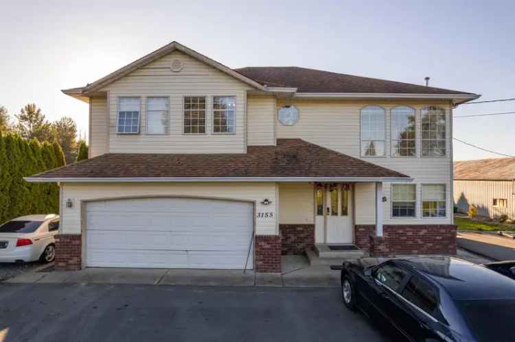 A $4,600,000.00 House with Acreage with 6 bedrooms in Aberdeen, Abbotsford