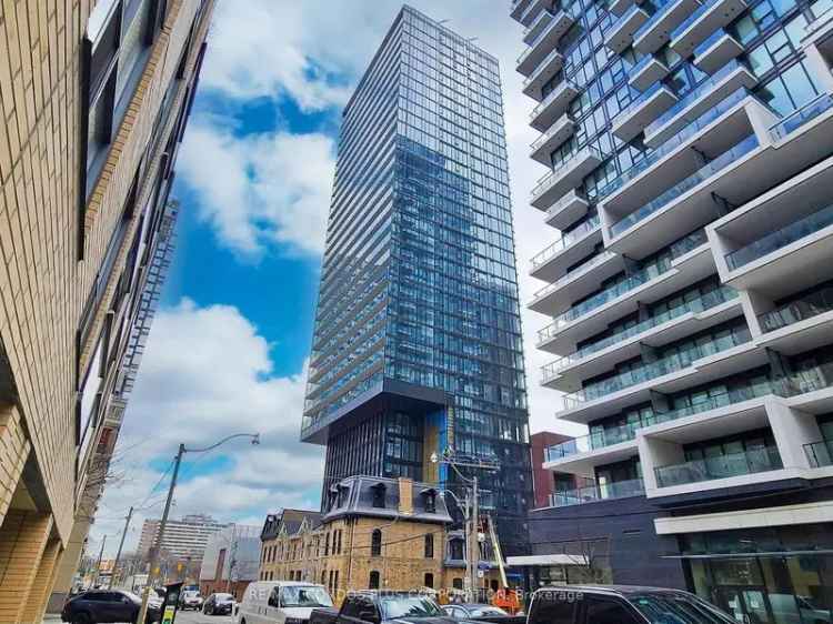 Condo For Sale in Toronto, Ontario