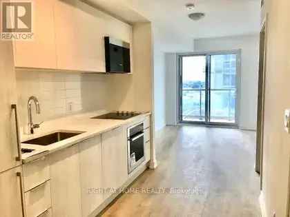 1 room apartment of 24 m² in Toronto