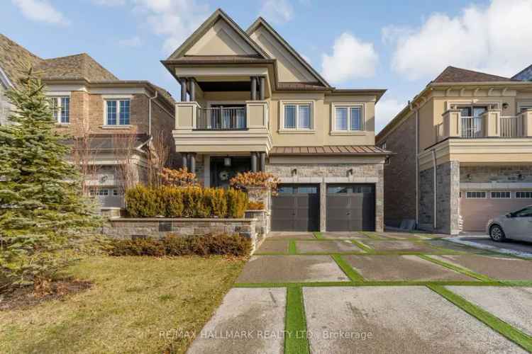 House For Sale in Richmond Hill, Ontario