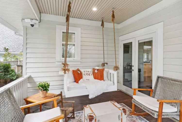 Ocean Park Executive Home - Craftsman Charm Meets Modern Elegance