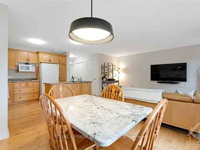 Townhouse For Sale in North Grenville, Ontario