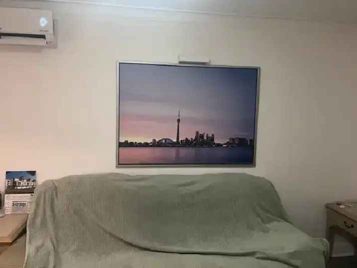 Sharing room for rent - 650$ including everything