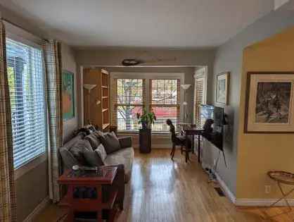 1 room house of 91 m² in Calgary