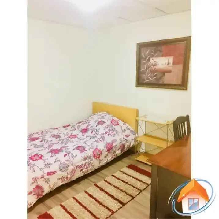 ROOM FOR RENT –SCARBOROUGH- Female student