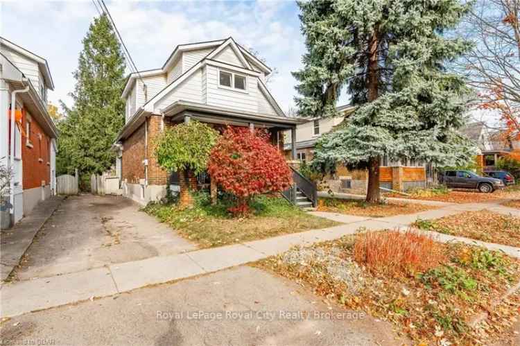 House For Sale in Guelph, Ontario