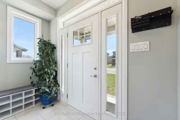 2022 Minto Tahoe End Unit - Premium Upgrades - Move In Ready