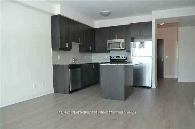 Rent One Bedroom Plus Den Condo in Vaughan with Spectacular Views