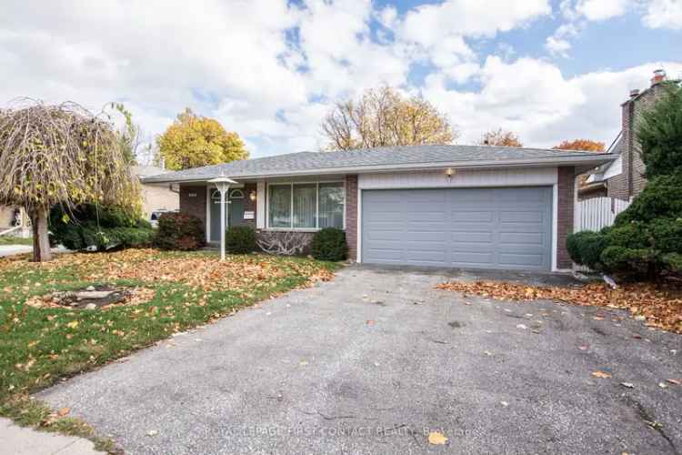 House For Sale in Barrie, Ontario