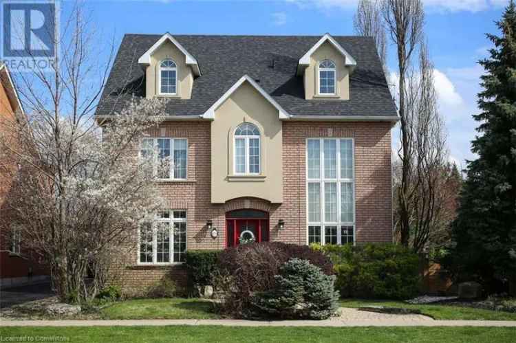 River Oaks 4-Bedroom Home 3725 Sqft 3-Storey House