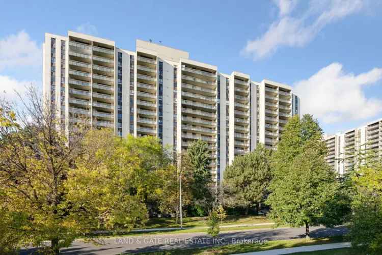 Condo For Sale in Toronto, Ontario