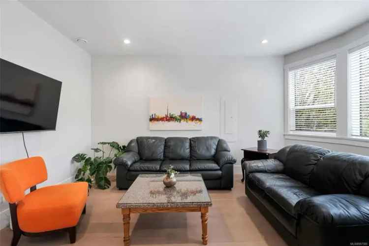 James Bay 6-Bed 4-Bath Home - Luxury Renovation