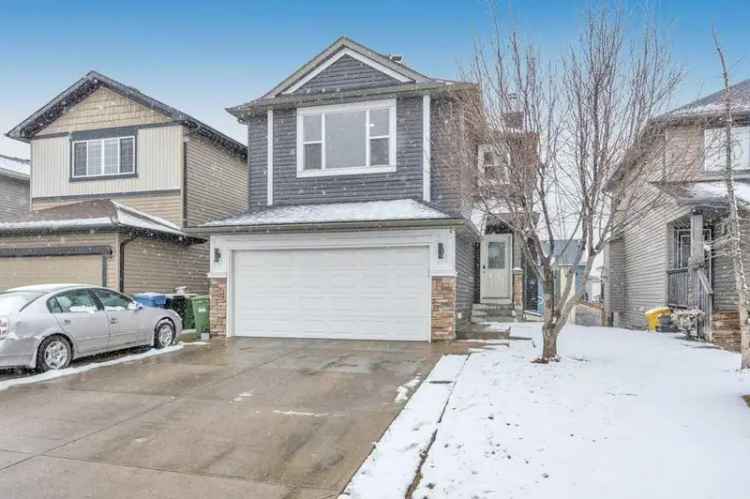 House For Sale in Calgary, Alberta