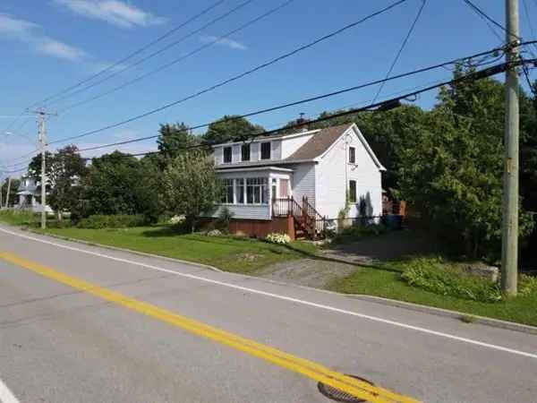 One-and-a-half-storey house for sale (Chaudière-Appalaches) #QV474
