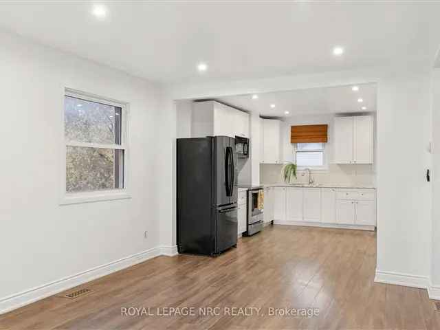 3 Bedroom Family Home Renovated Kitchen Updated Bathroom Detached Garage