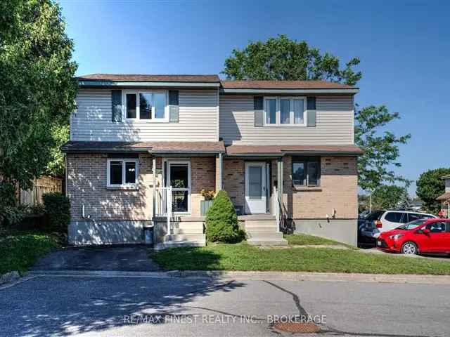 Updated 3-Bedroom Townhouse Condo in Canterbury Gardens