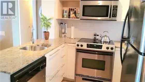 2 Bedroom Condo 155m² Toronto City Views Gym Pool Parking