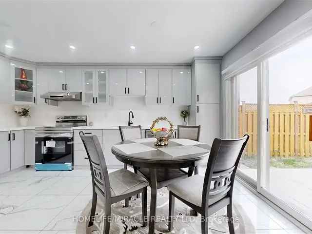 House For Sale in Brampton, Ontario