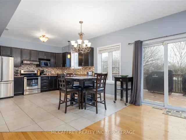 Family Home Backing Onto Park 3 Bed 25 Bath Finished Basement