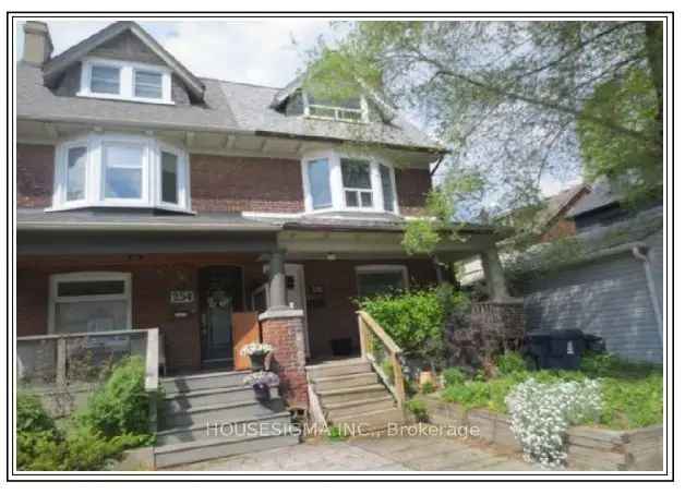 House For Sale in Toronto, Ontario