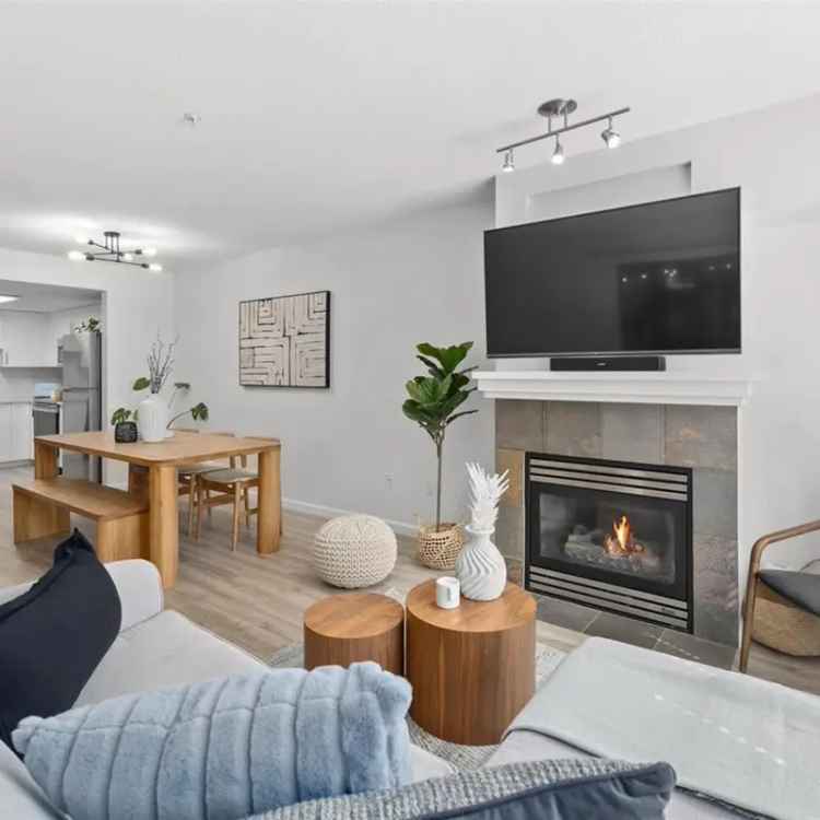 2 Bed 2 Bath Garden Home in Newport Village