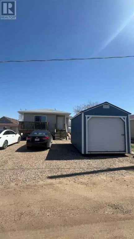 Redcliff Full Duplex 3 Bed 2 Bath Central A/C