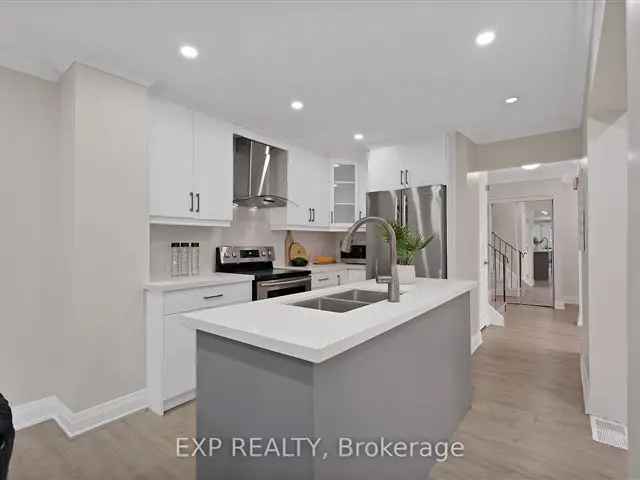 House For Sale in Mississauga, Ontario