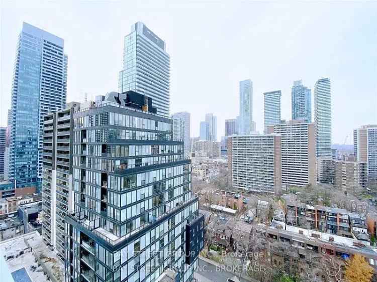 Condo For Rent in 28, Wellesley Street East, Toronto, Ontario