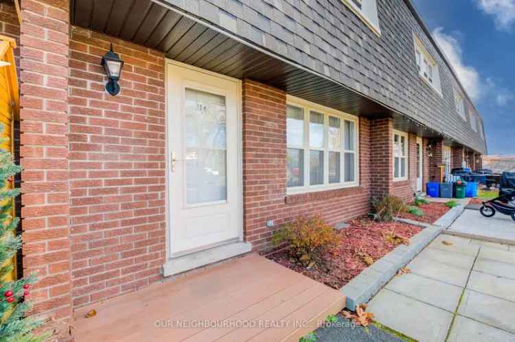 Charming 2-Bedroom Townhome Near River and Amenities