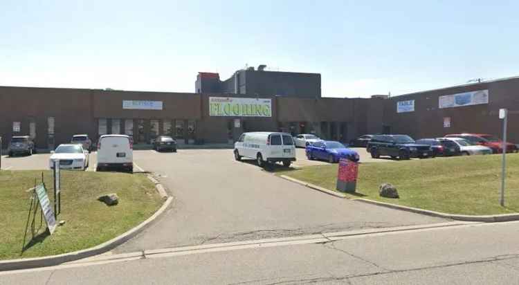 Rent Industrial Unit in Prime Location with Showroom and Offices