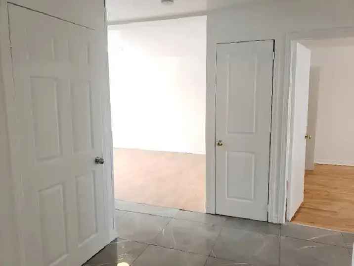 5 1/2 Apartment with Parking Balcony and Storage Available Now