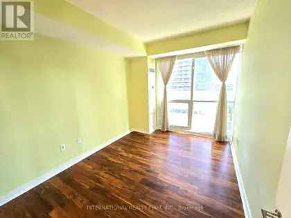 2 rooms apartment of 90 m² in Toronto